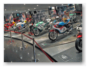 バイクのレースもあるらしい。