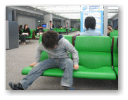 搭乗ゲート前の休憩室