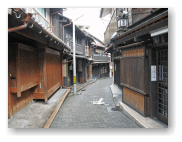 古い有馬温泉の町並み。