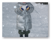 久しぶりの雪の感触。
